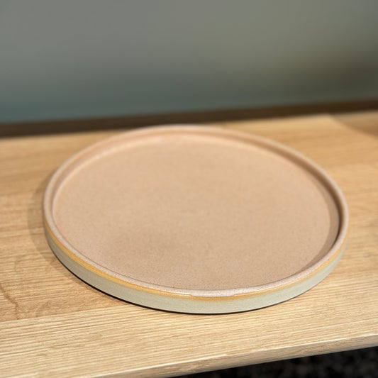 Oda Tallerken Medium, “BIRK Kaffe” - Julie Damhus