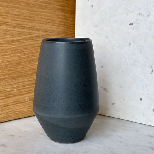 Oda Garten Vase, Large, Blå - Julie Damhus