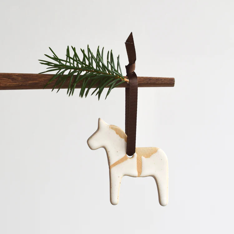 Jule Ornament, Svensk Dala Hest - Måne Ceramics Studio