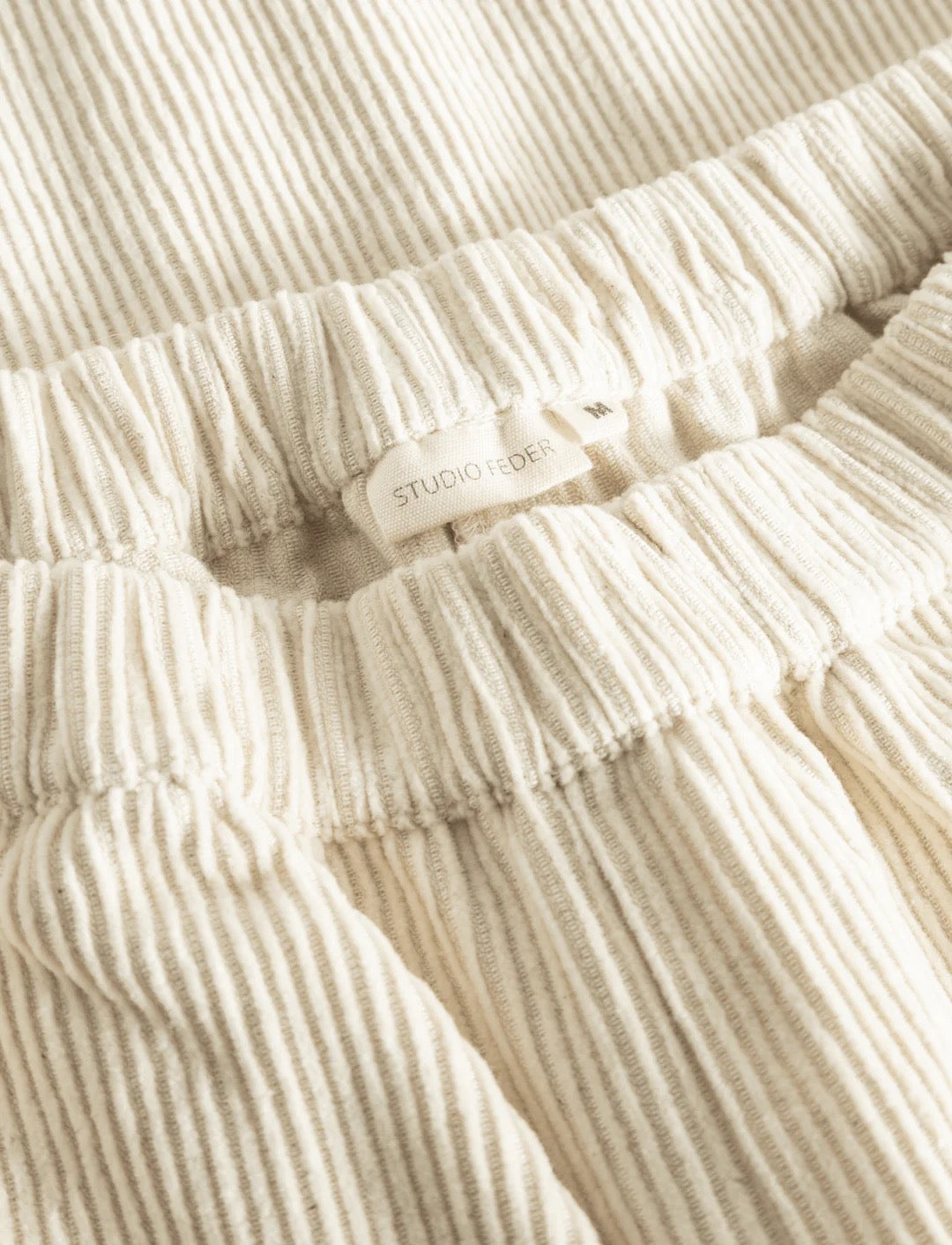 Bella fløjlsbukser, Undyed - Studio Feder