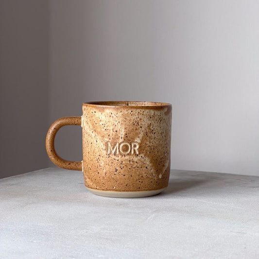 Oda Mor Kop, Brun - Julie Damhus