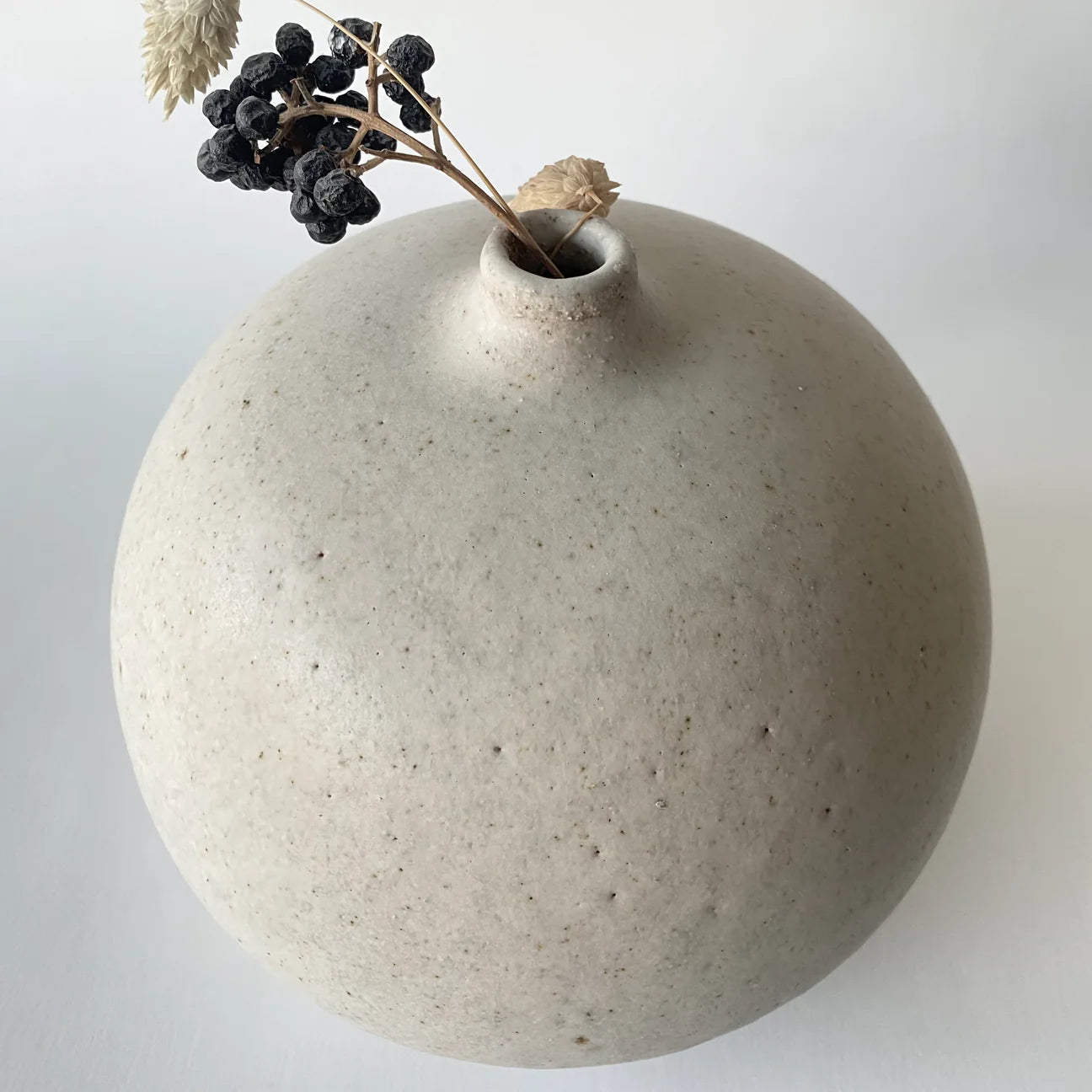 Vase (5027) - Viki Weiland