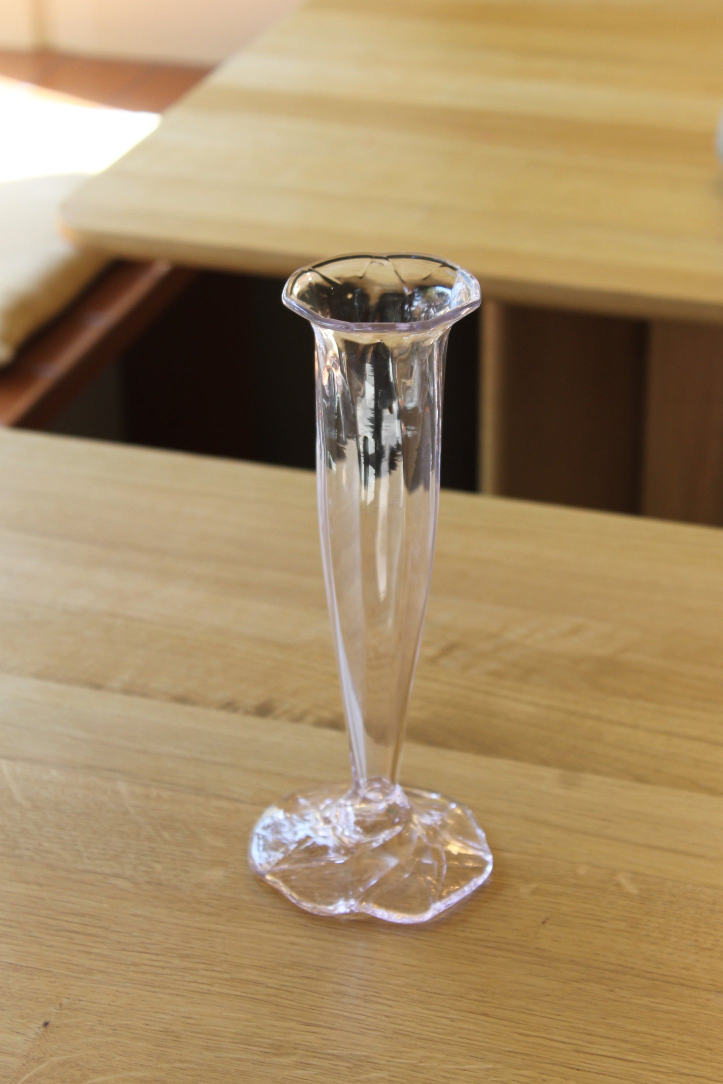 Håndlavet vase til blomsterstilk (Rosa) - Marie Breyen