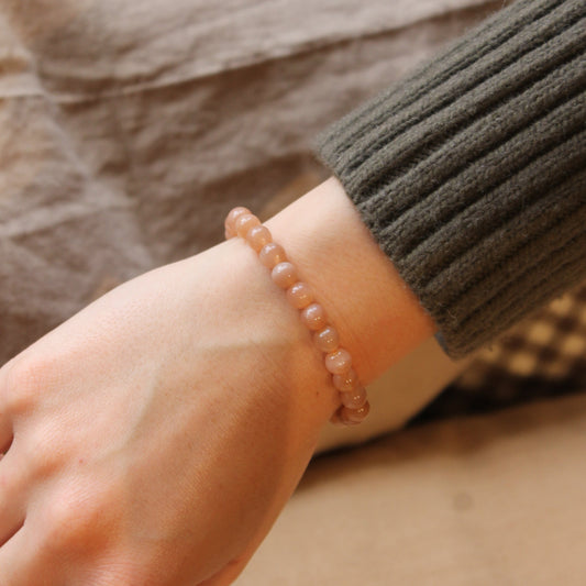 Armbånd, fersken månesten