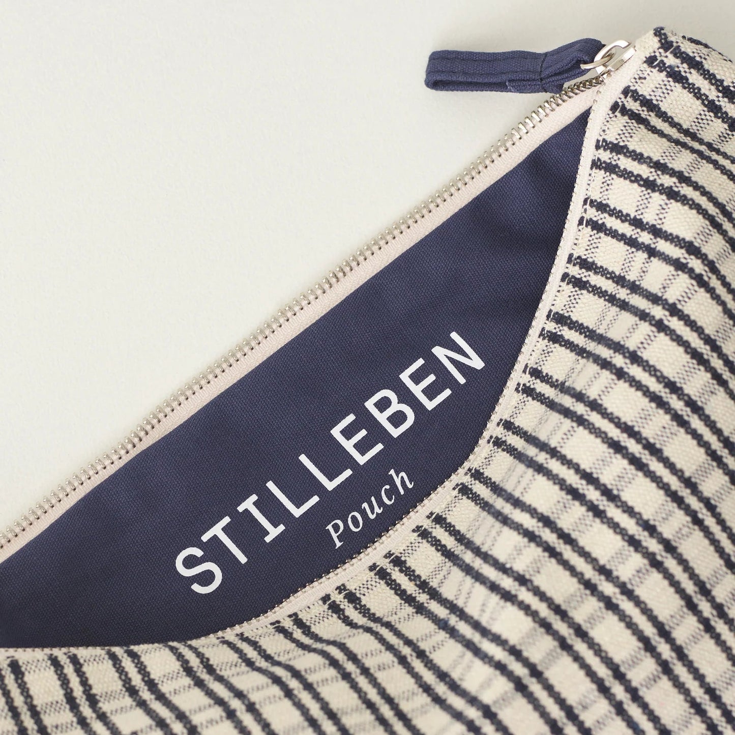 Pouch Small, Checked Navy - Stilleben