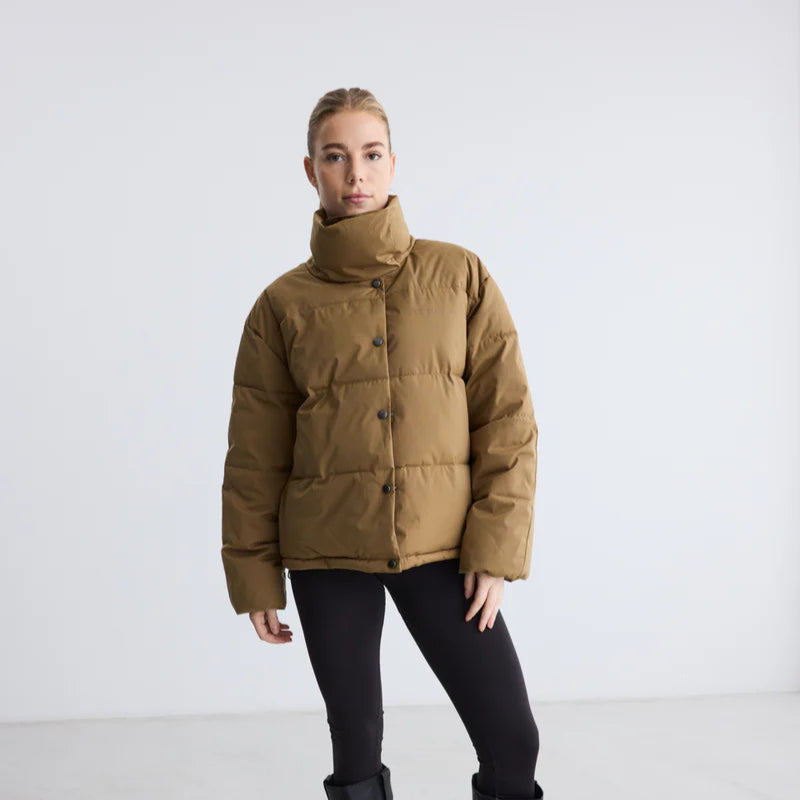PUFFER BOXI JACKET SHELTER, GOLDEN BROWN
