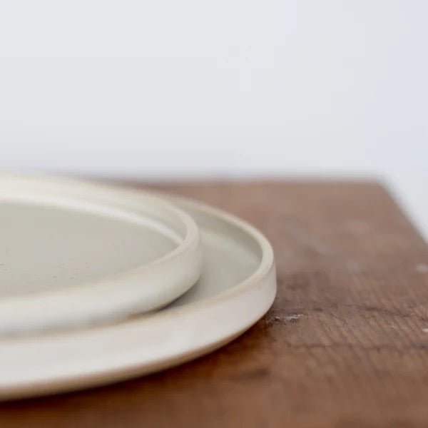 Large Plate - Plain - Måne Ceramics Studio