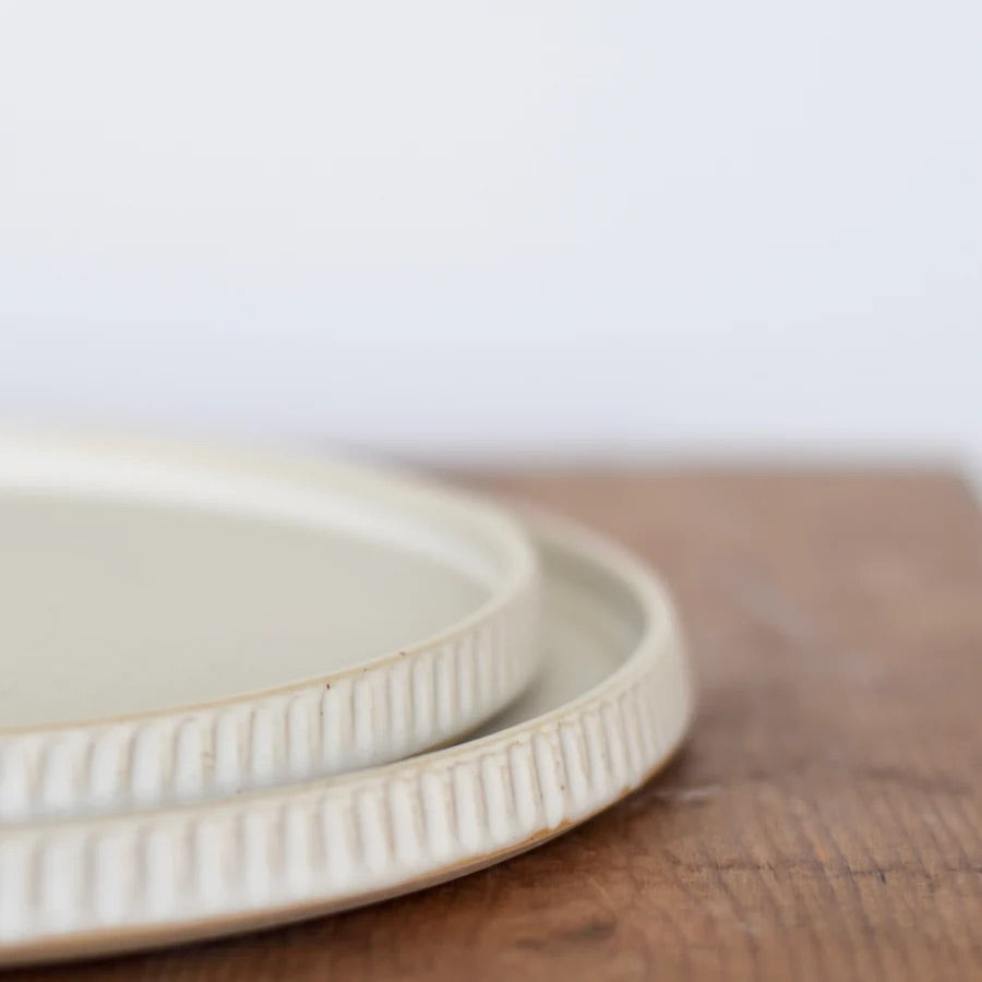 Large Plate - Carved - Måne Ceramics Studio