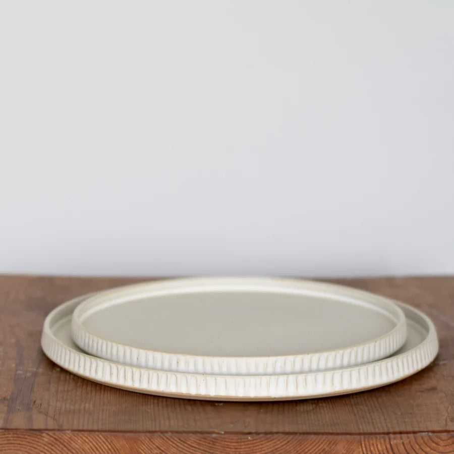 Large Plate - Carved - Måne Ceramics Studio