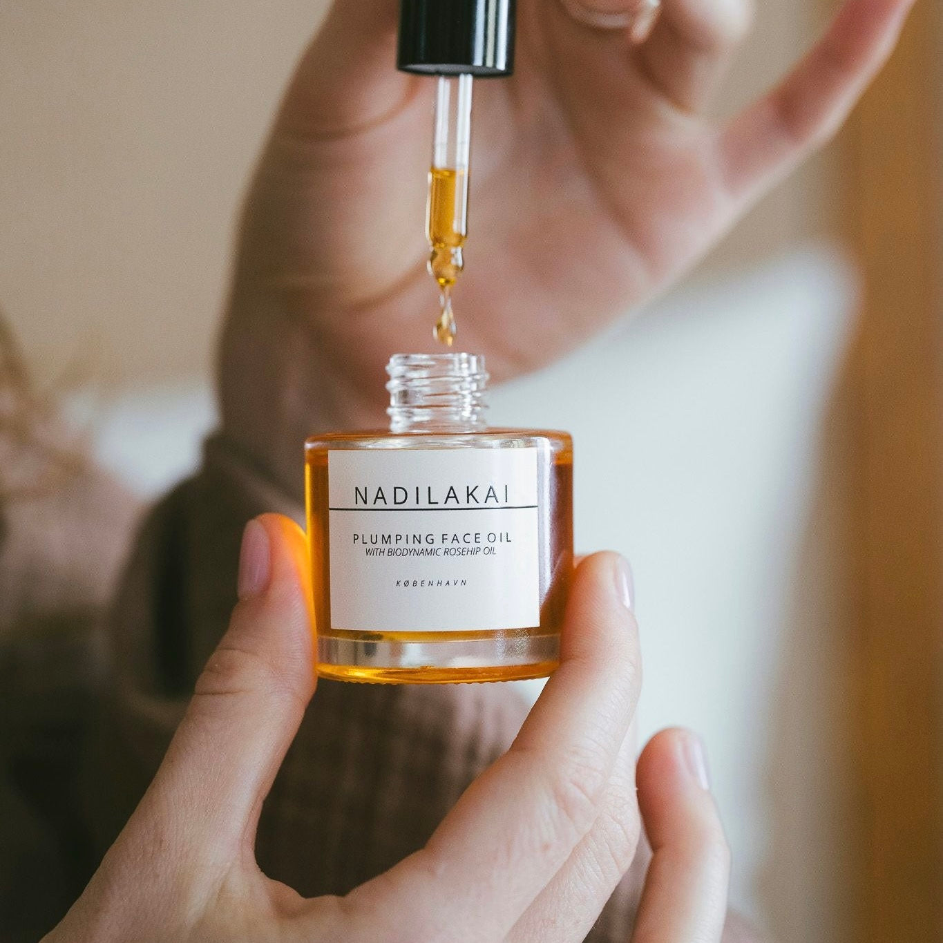 PLUMPING FACE OIL - Nadilakai