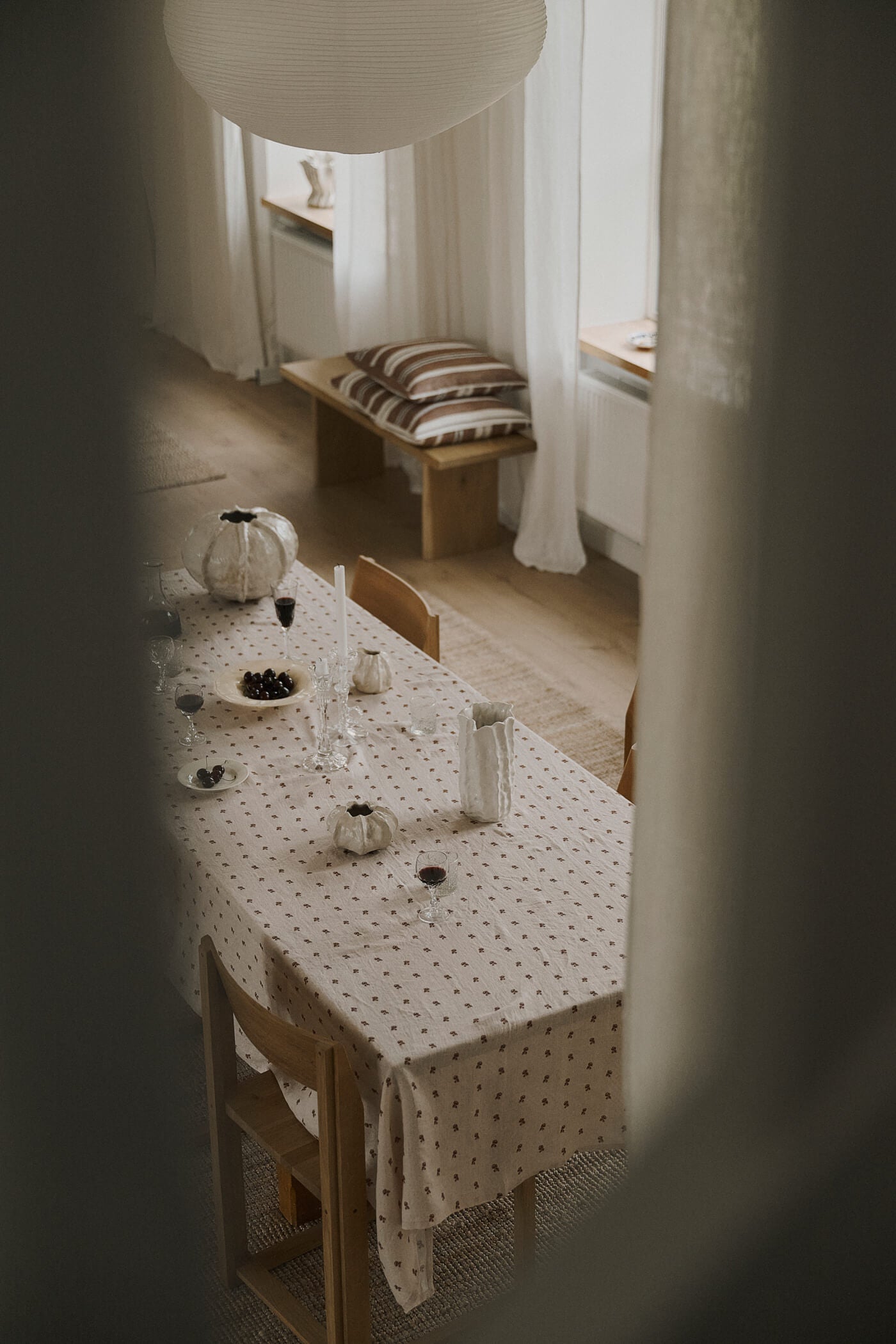 Savage Table Cloth, 140 x 280 - Anne Mi