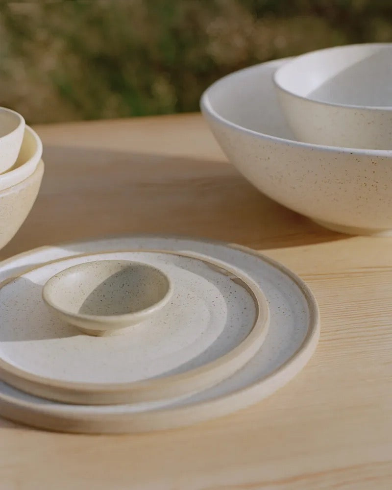 VIGGO Plate, Small, Eggshell White - TYBO