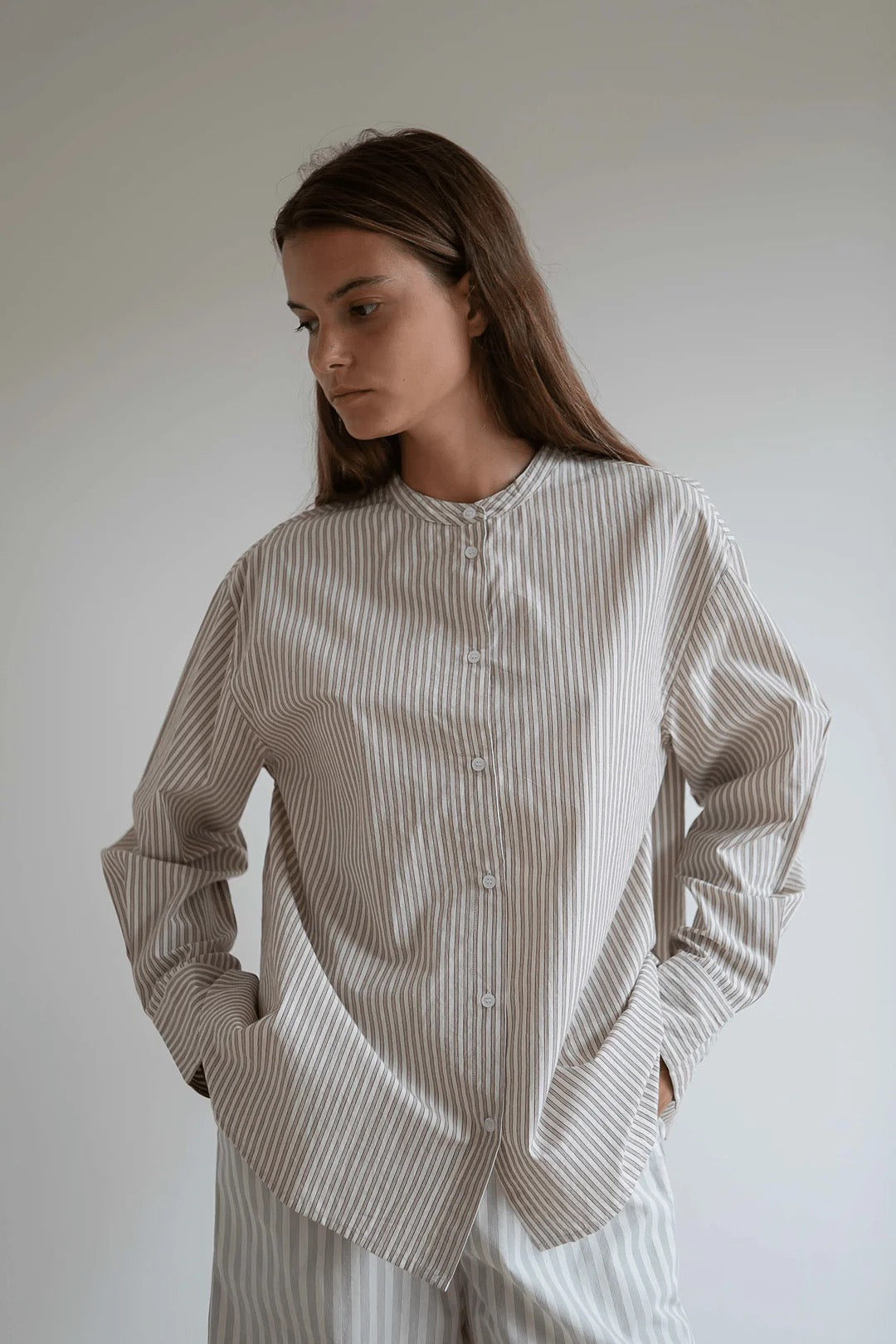 ISOLDE SKJORTE, BROWN BEIGE STRIPE - STUDIO FEDER