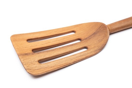 Spatel, bred med huller, teak L 30,7 cm - Kampmann
