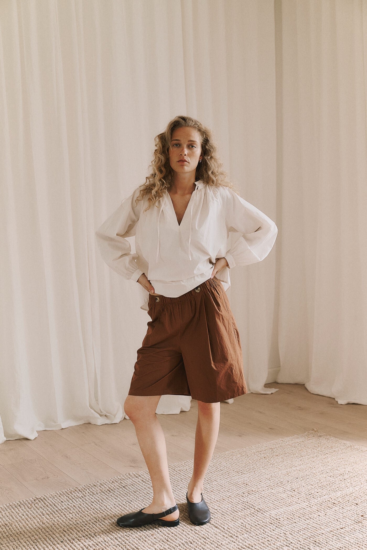 Irissa Wide Shorts, Cambrigde Brown - ANNE MI