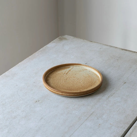 Oda Tallerken Lille, Brun - Julie Damhus