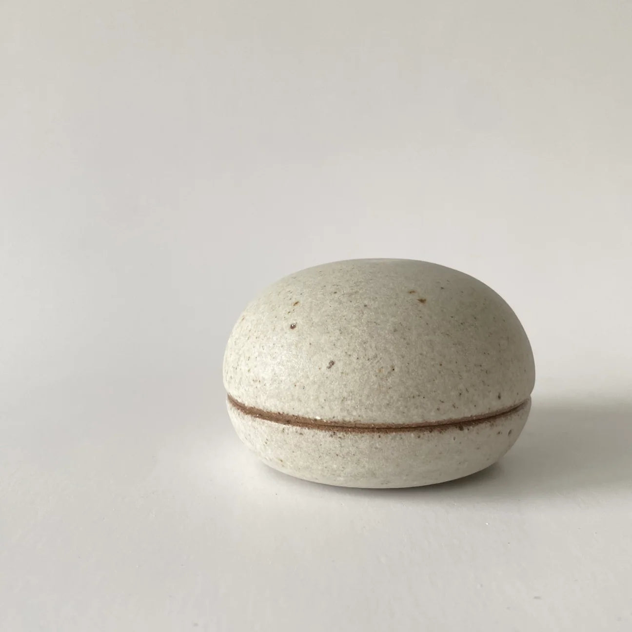 Lidded Jar, Grey (Small)- Viki Weiland