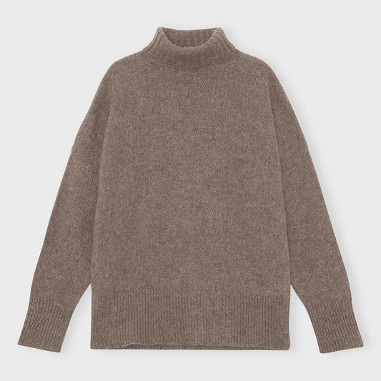 HANNE RULLEKRAVESWEATER - HAZELNUT