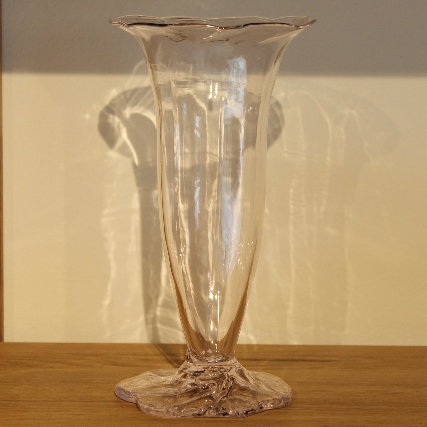 Nr. 5 - Håndlavet vase (Rosa), Marie Breyen