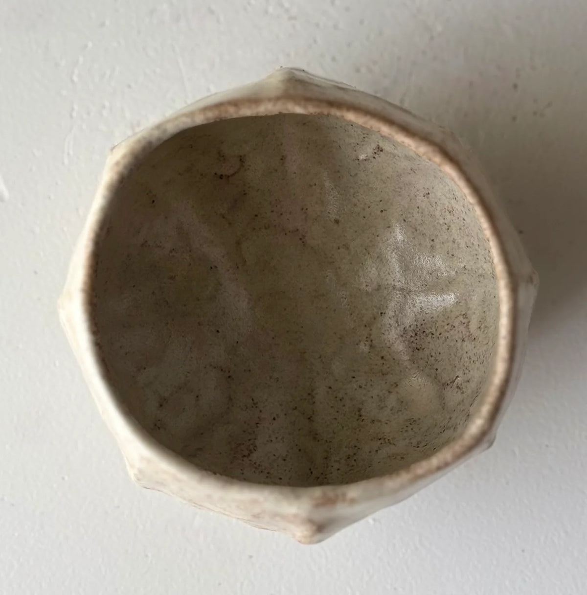 BOBLE KOP GRÅ BEIGE - LEELA METTE