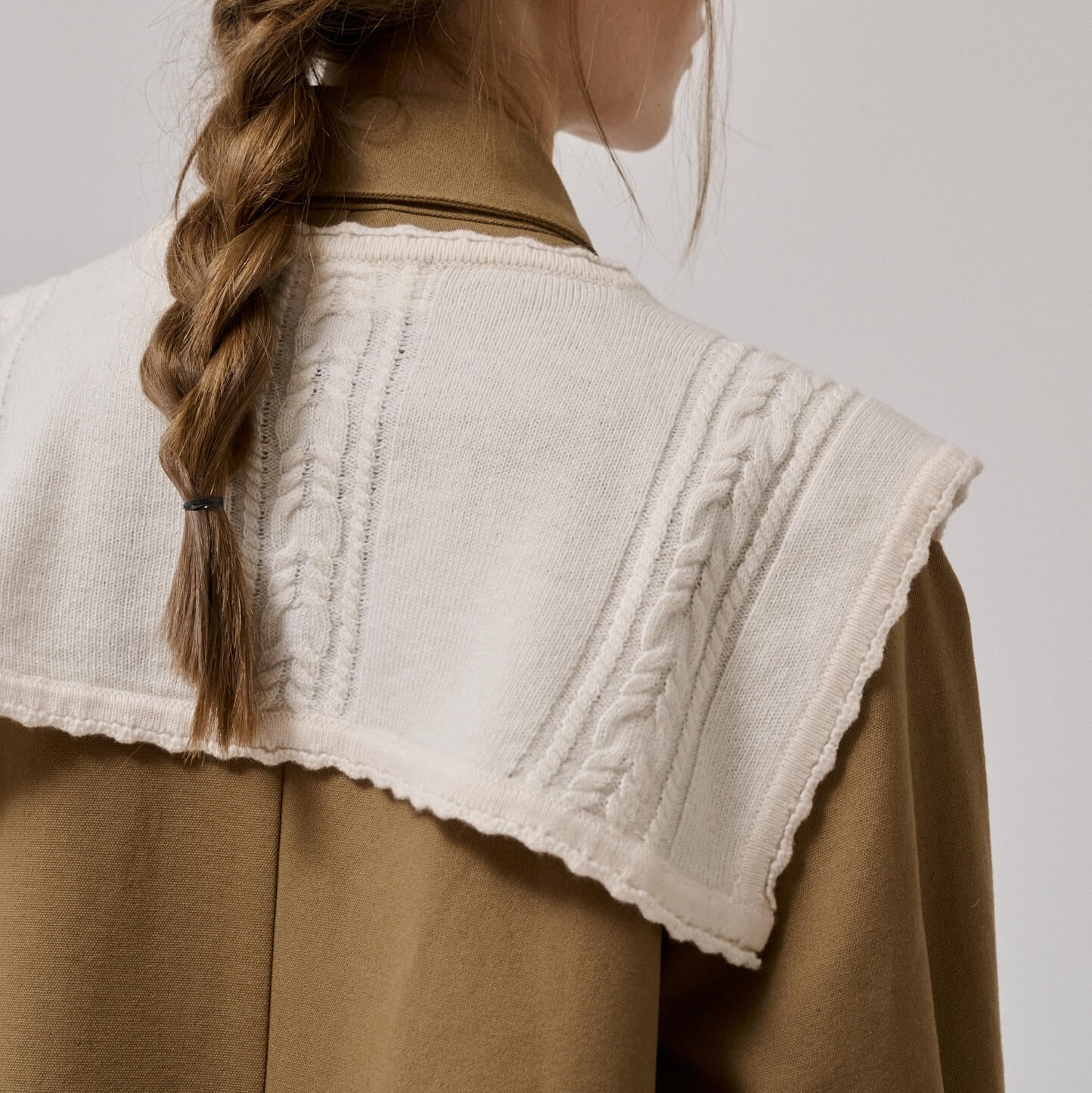 Meadow shoulder scarf