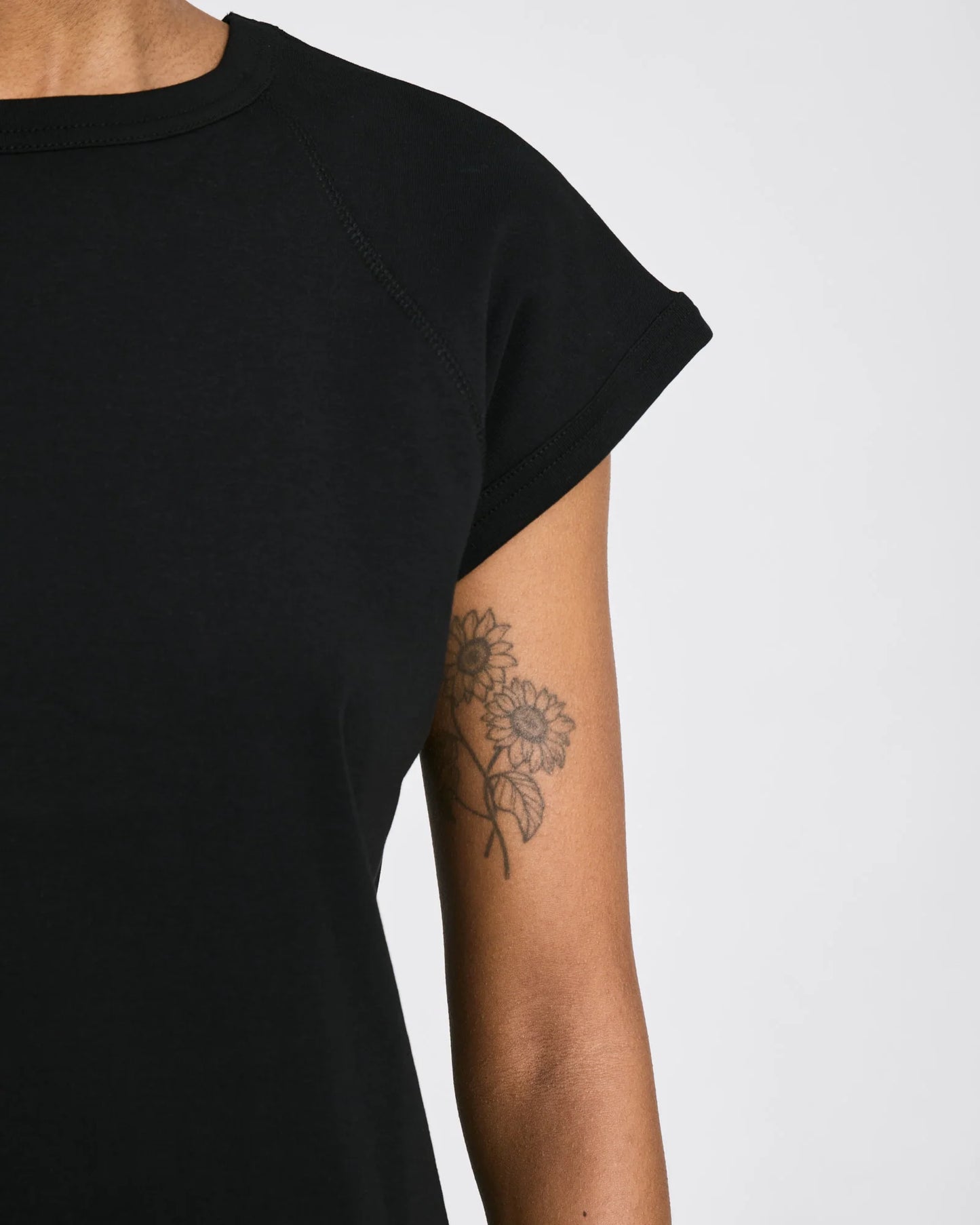 Malou Tee - Black