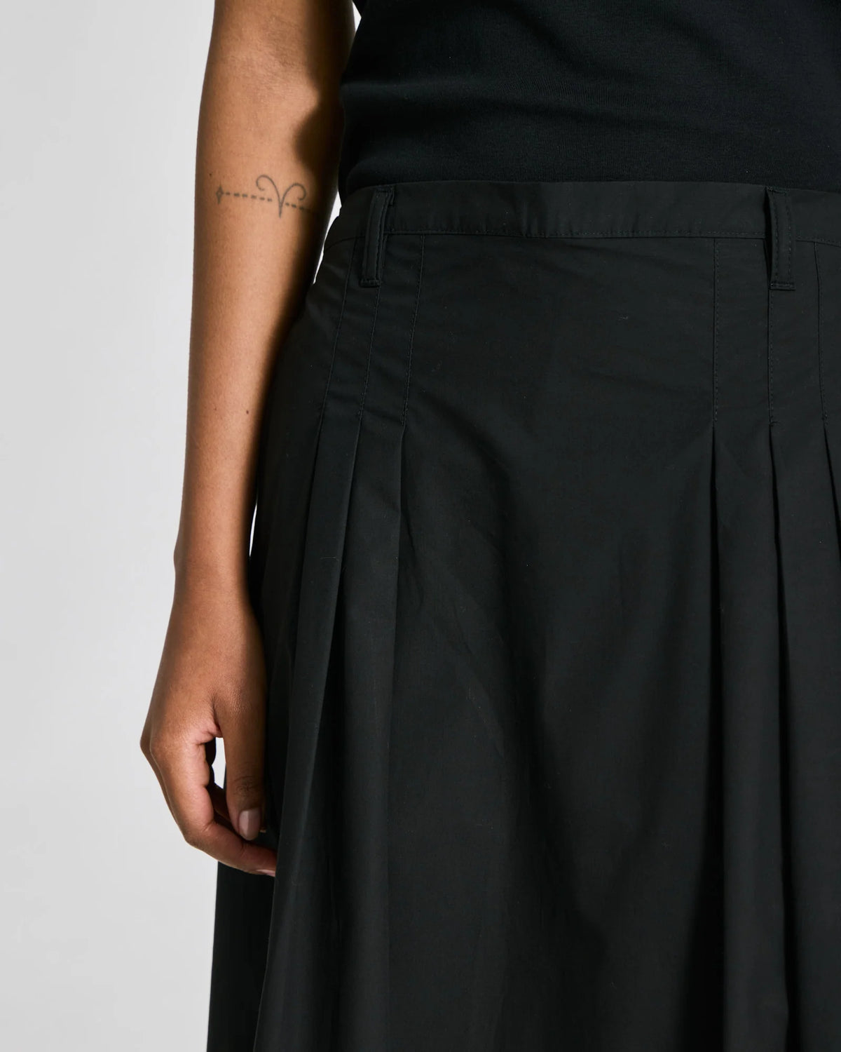 Ruth Pleated Poplin Skirt - Black