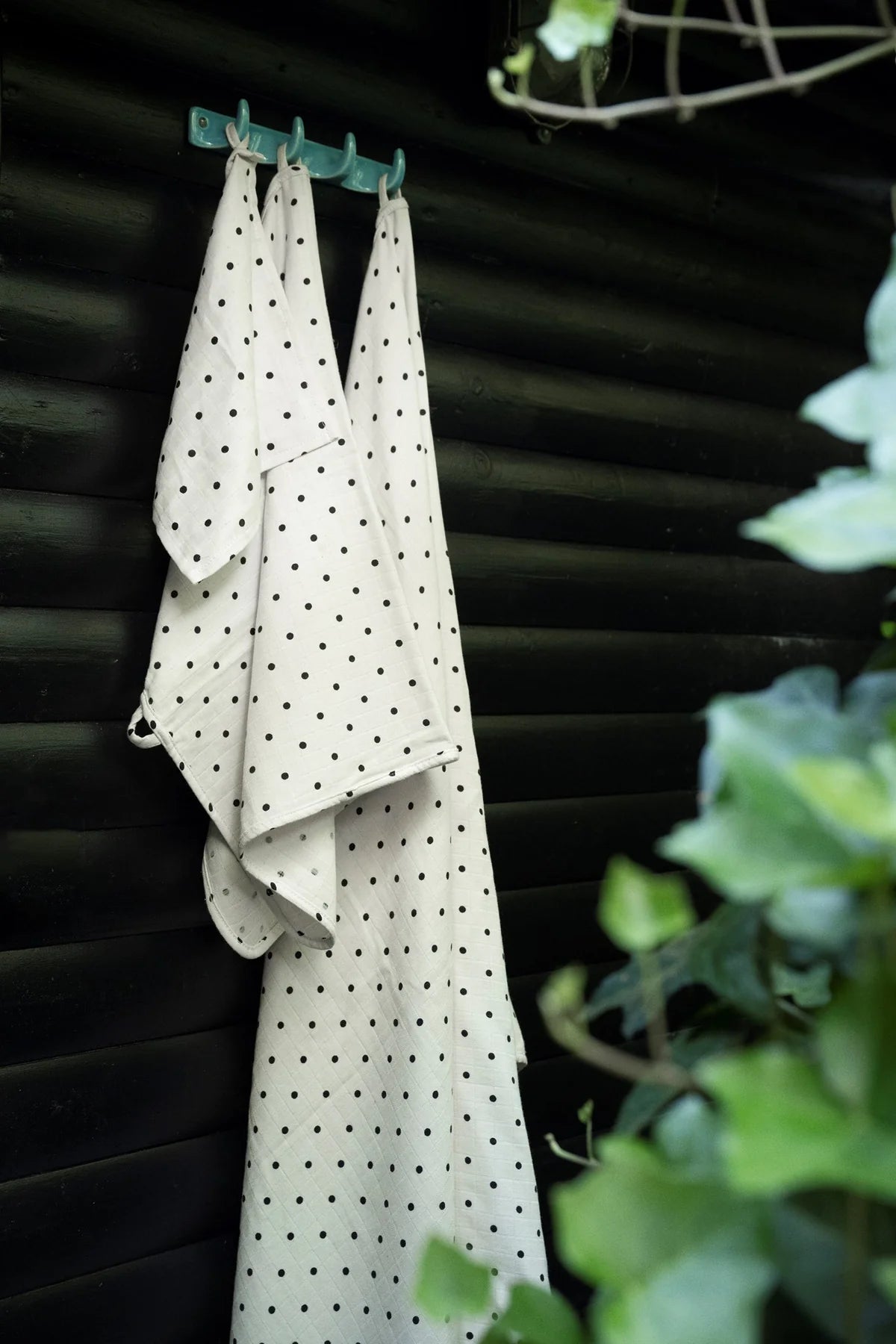 dotted hand towel