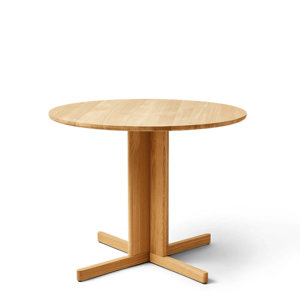 Trefoil Round Table Ø90, Oak