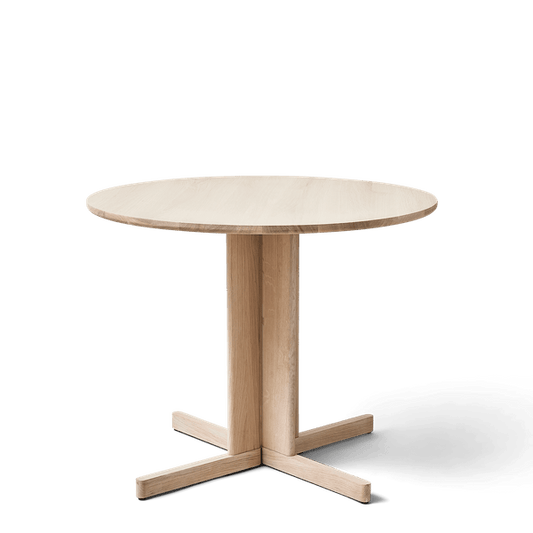 Trefoil Round Table Ø90, White Oak