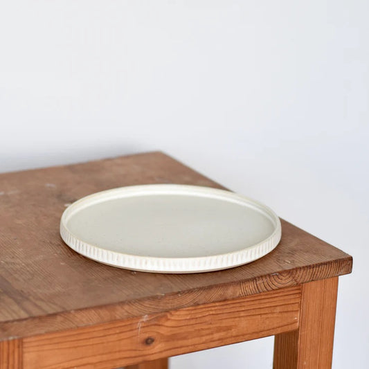 Medium Plate - Carved - Måne Ceramics Studio