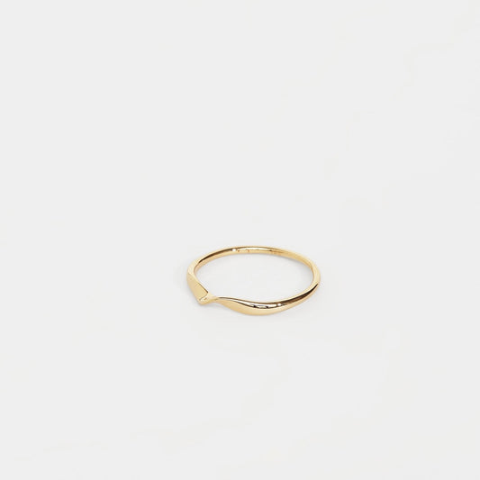 Wave Ring I, Gold - Trine Tuxen