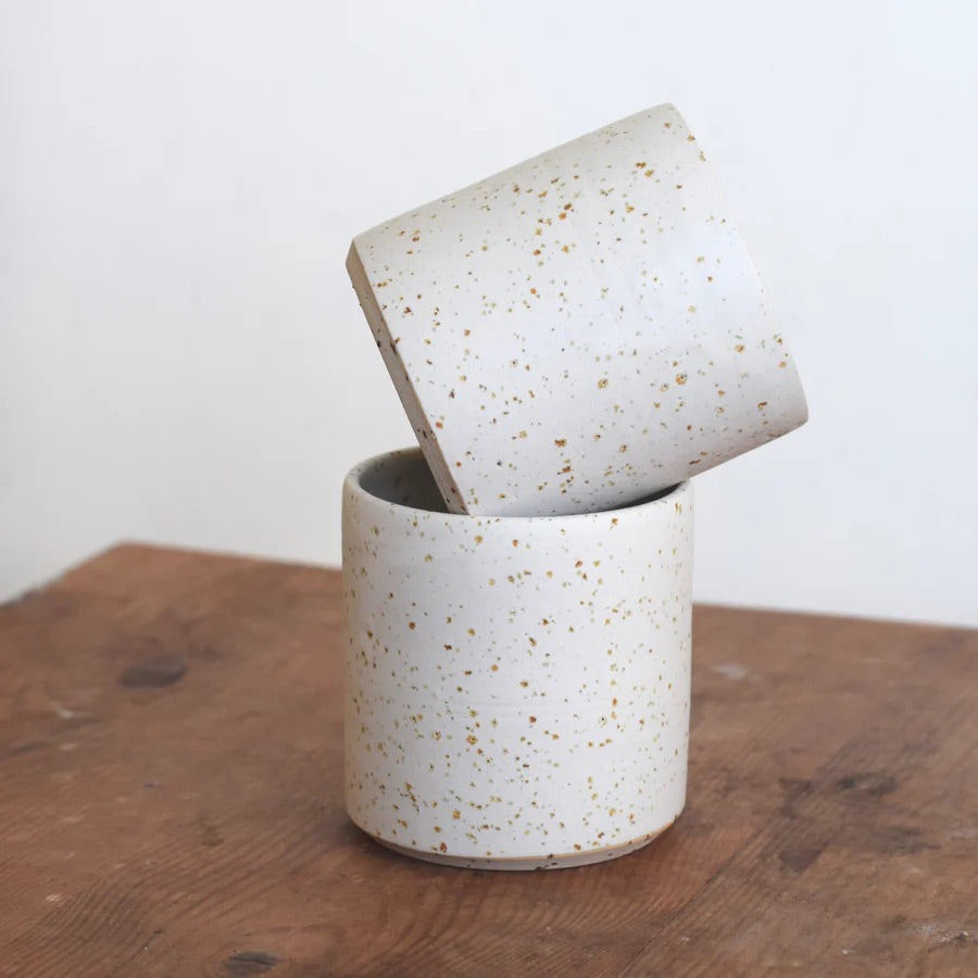 Handcup, Spots - Måne Ceramics Studio