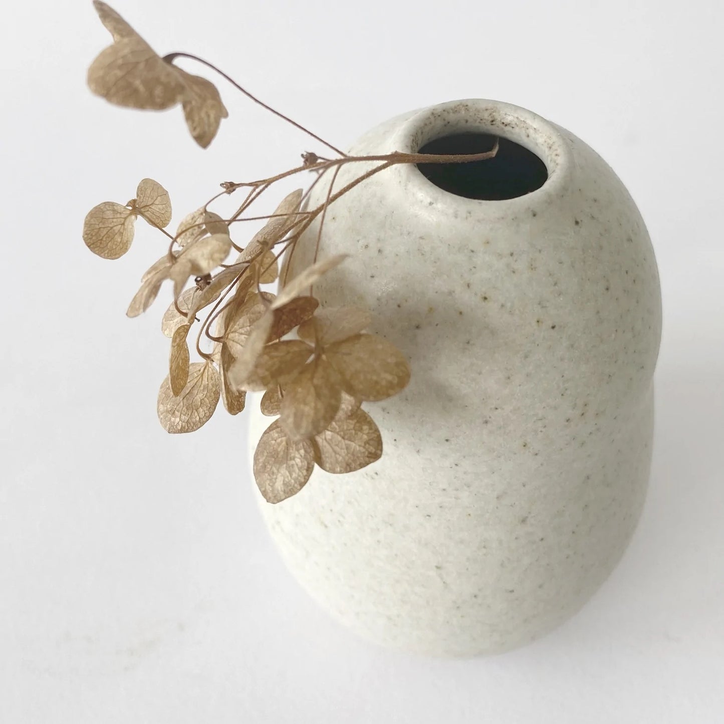 Eight-shaped Vase, lille, White - Viki Weiland