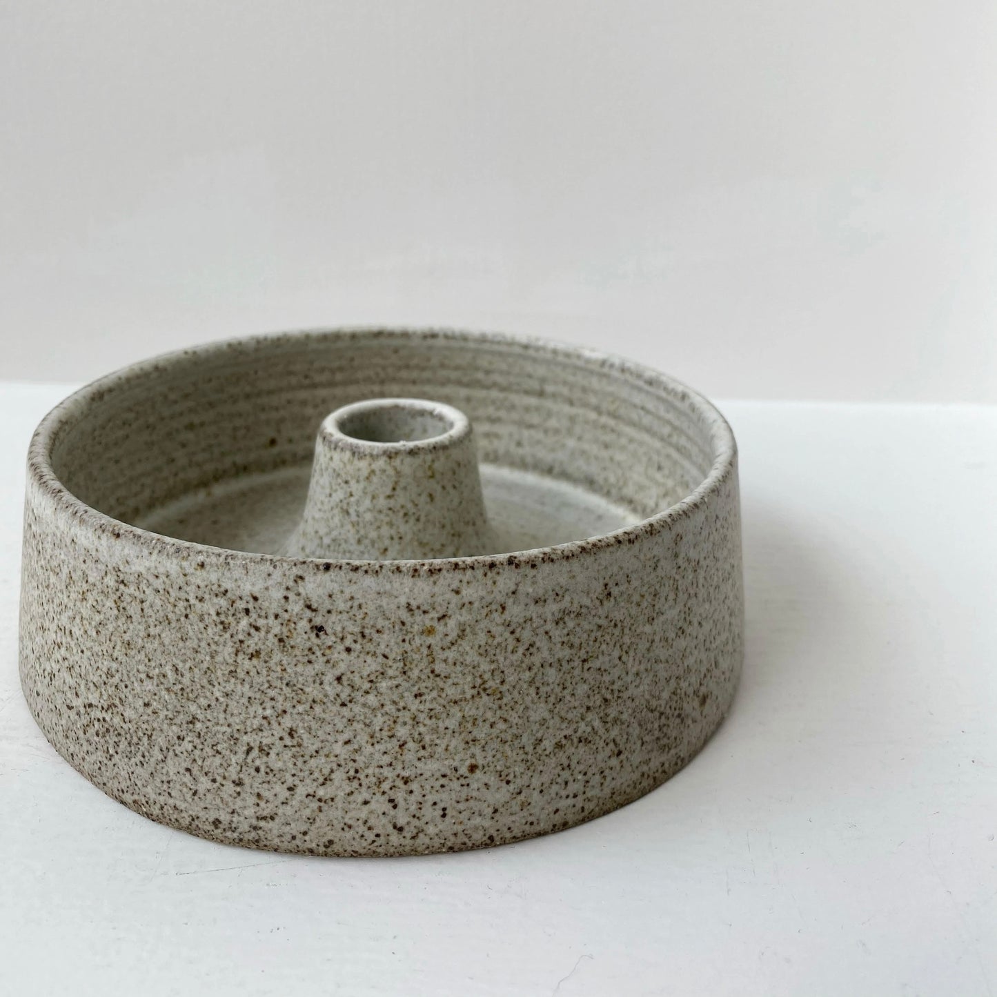 Candle Holder with Bowl, Small Grå - Viki Weiland